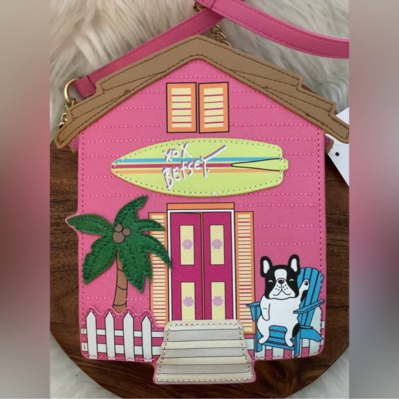 Betsey Johnson Handbags - Betsey Johnson Pink Beach House Crossbody Bag NWT